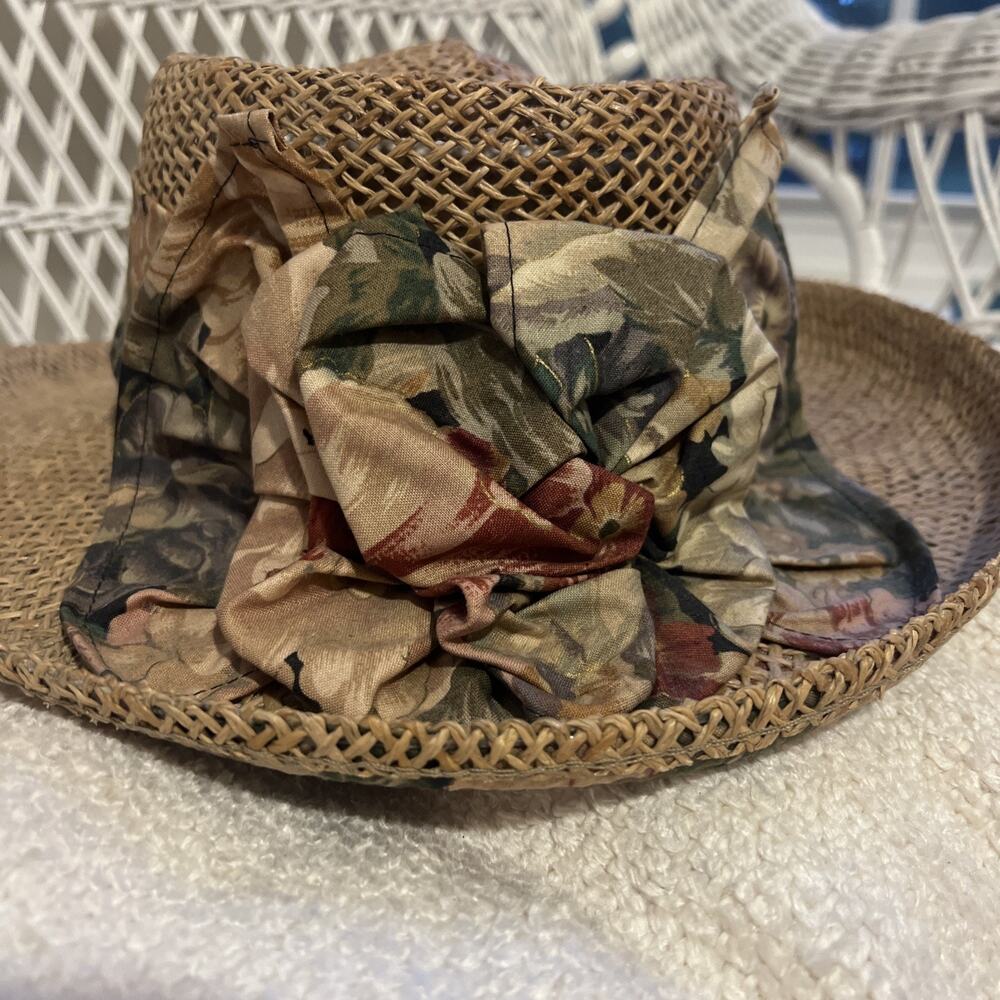 Vintage Firethorn Summer Rules Straw Sun Hat Wide Brim Floral Scarf Cottage